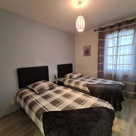 Appartement De Standing Au Centre De Chassieu Εξωτερικό φωτογραφία